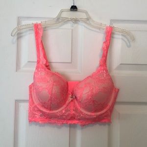VS lace bra